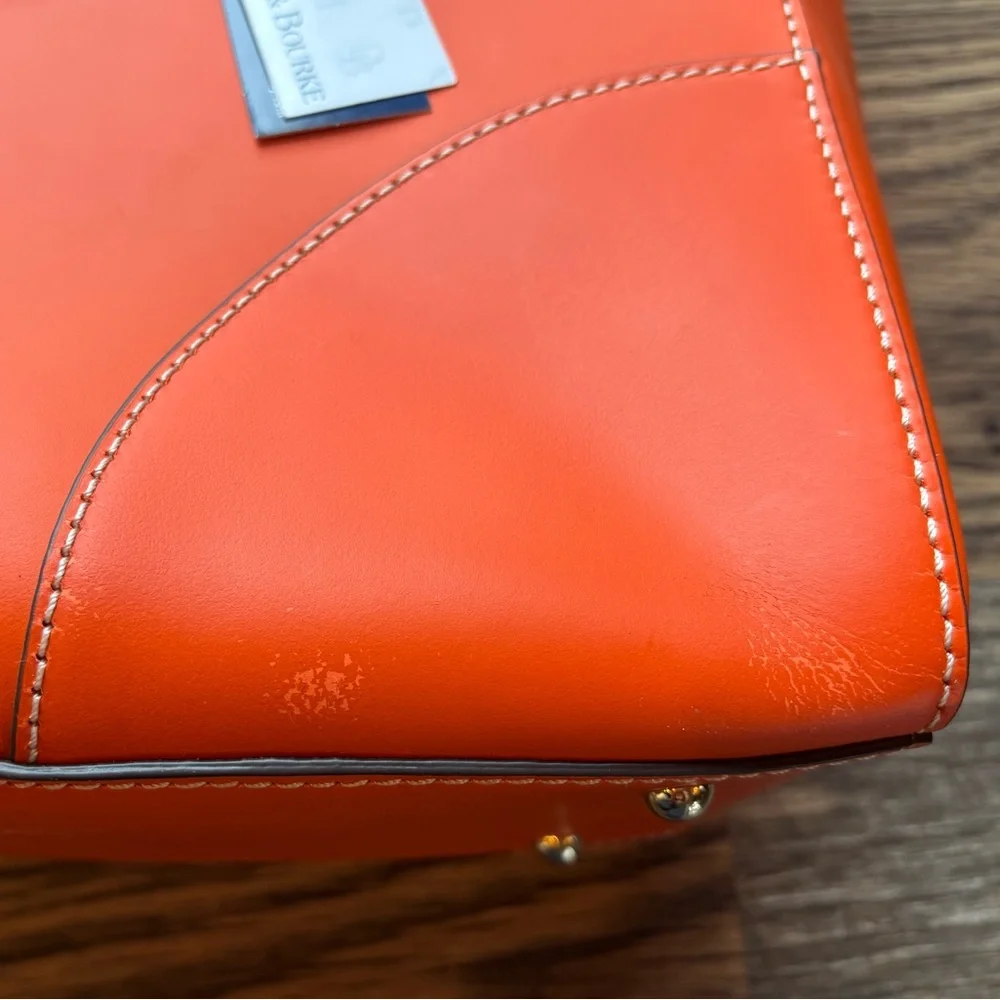 Firm Dooney & Bourke Vibrant Orange Tote - Picture 10 of 11